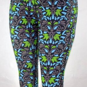 Funky Pants 3/4 Leggings- Paris Suites